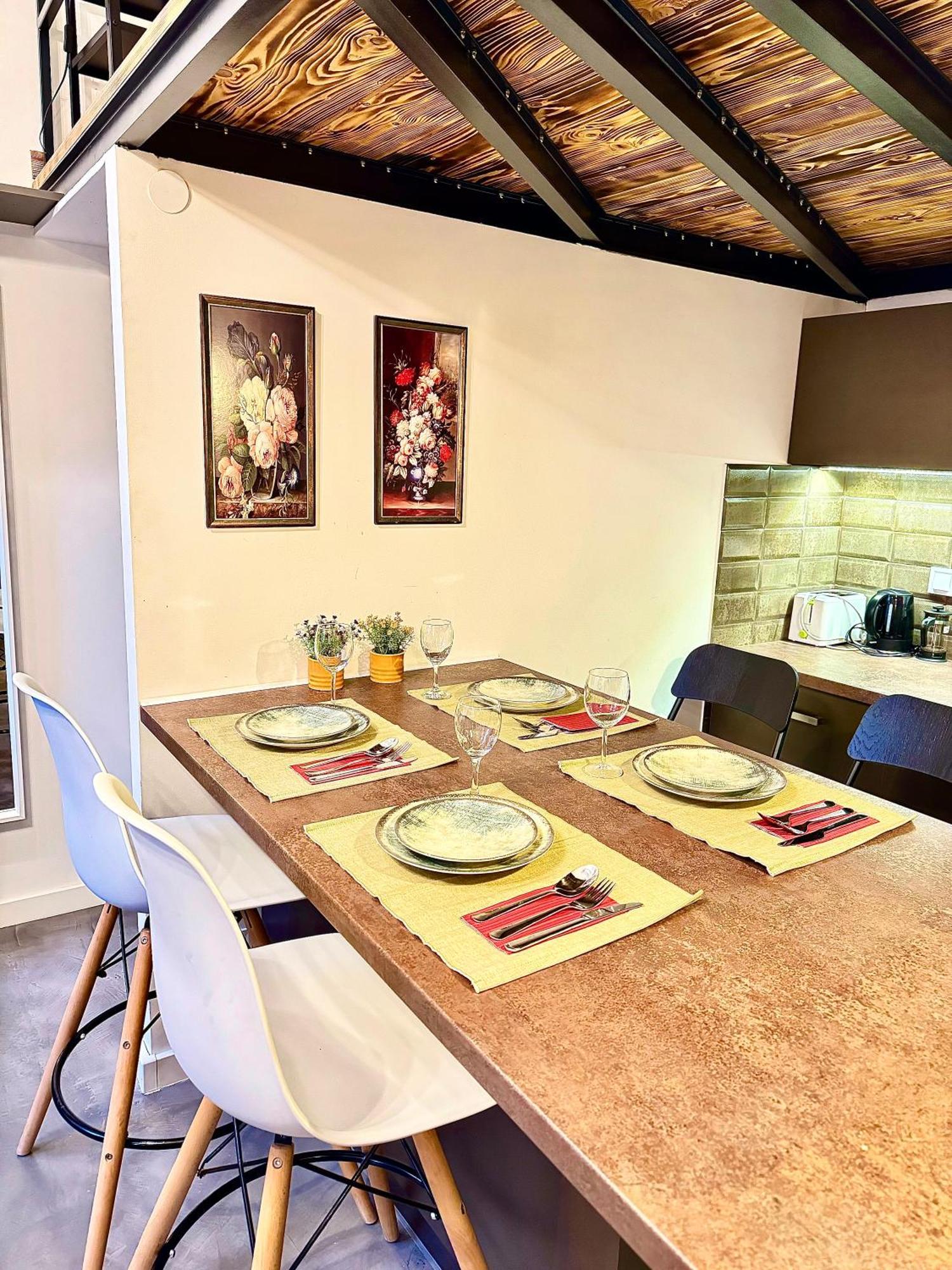 Romance Residency With Finn Sauna * Budapeszt